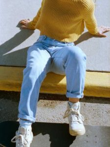 Pastel Cardigan + Straight Jeans Soft Girl Outfits