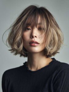 Curved-In-Bob