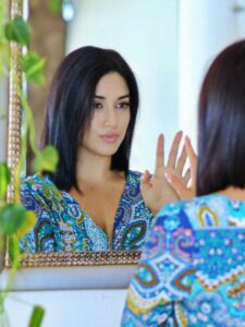 Hairstyles for Women in Their 20s